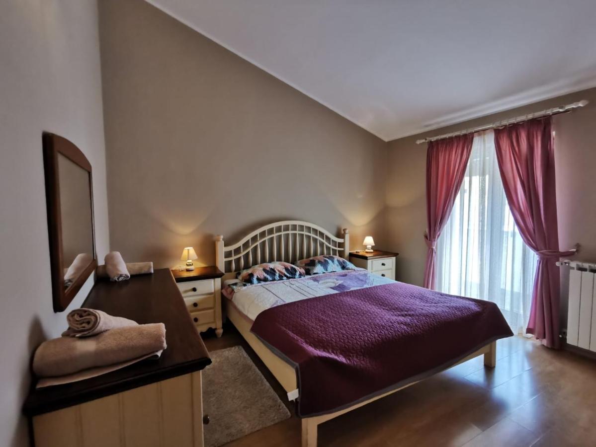 Holiday Home Victoria Пореч Экстерьер фото